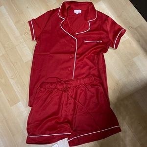 BRAND NEW Pink Lily Satin PJ set!